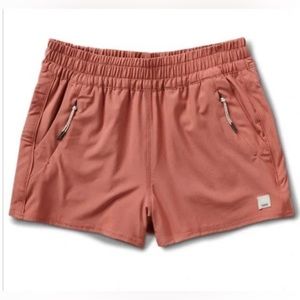Vuori women’s dash shorts